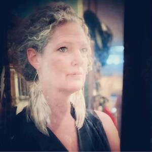 Meet your Posher, Jenifer